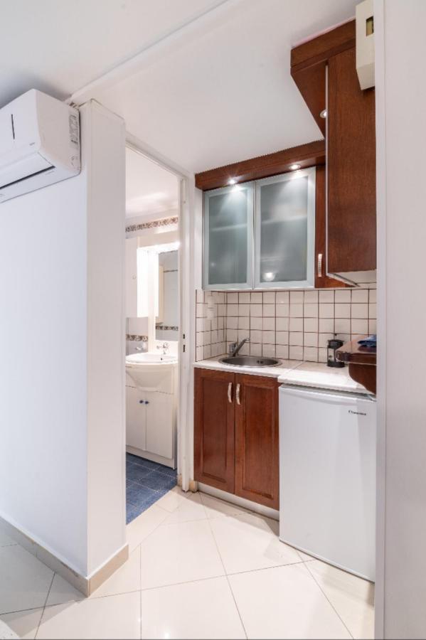 In The Center, Syntagma Appartement
