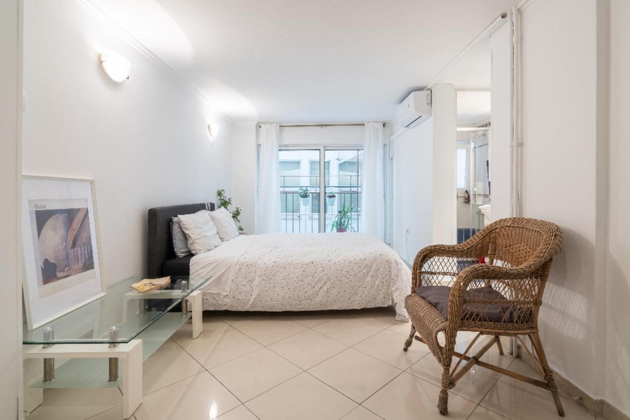 In The Center, Syntagma Apartment